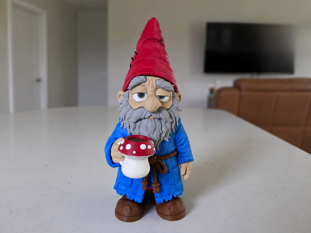 Gnome-body Likes Mornings — гном