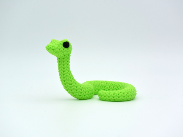 Knitted Snake — змія