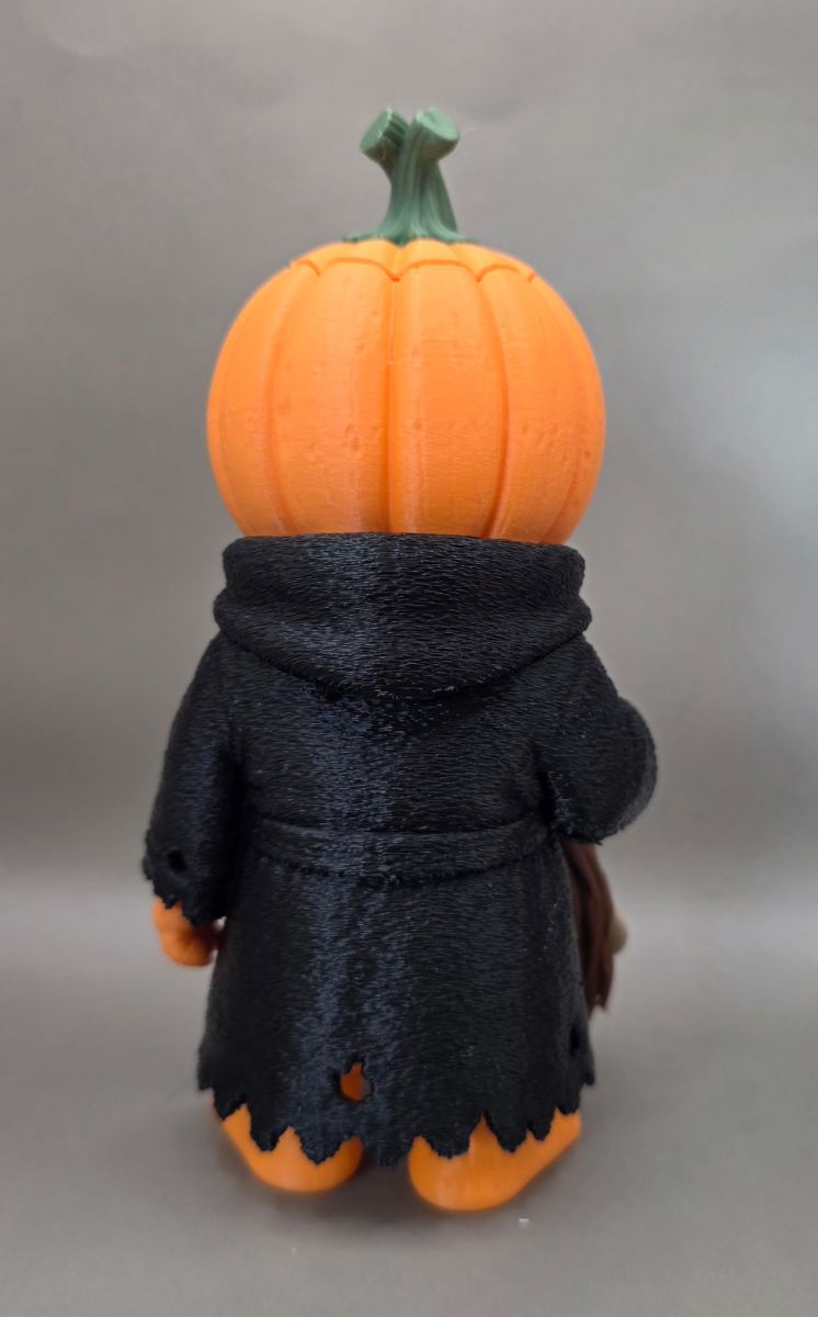 A Head Start on Halloween — гарбузоголовий
