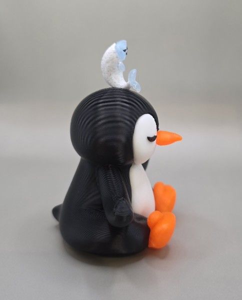 Zen Desk Buddies — пінгвін