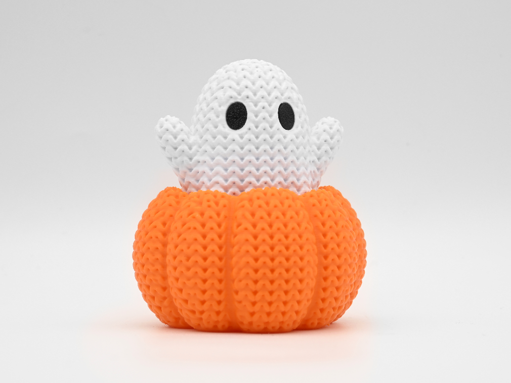 Knitted Ghost in Pumpkin — привид у гарбузі