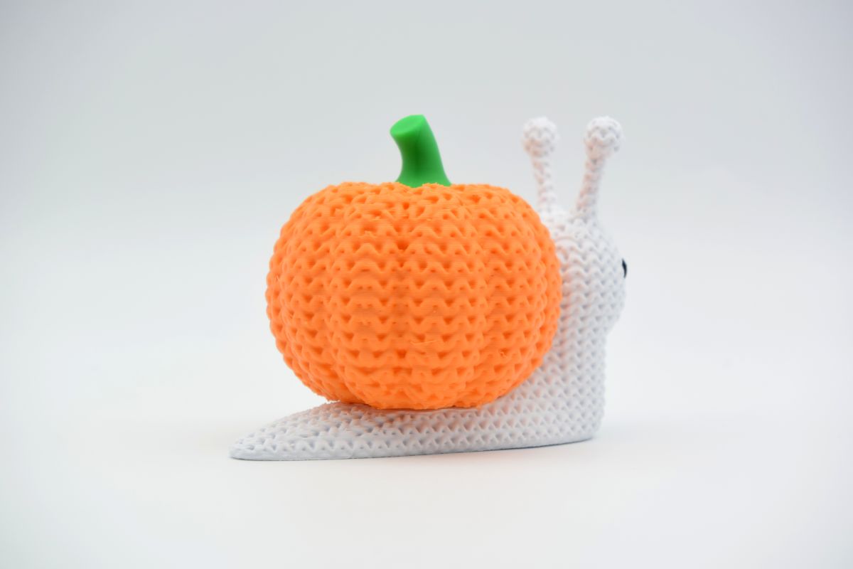 Knitted Halloween Pumpkin Snail — равлик-гарбуз