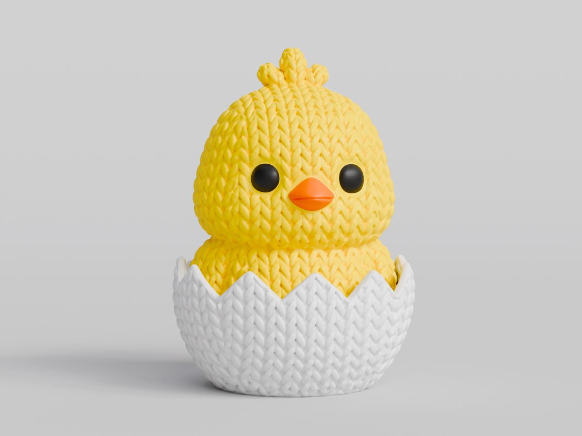 Knitted Hatching Chick — курча в шкаралупі