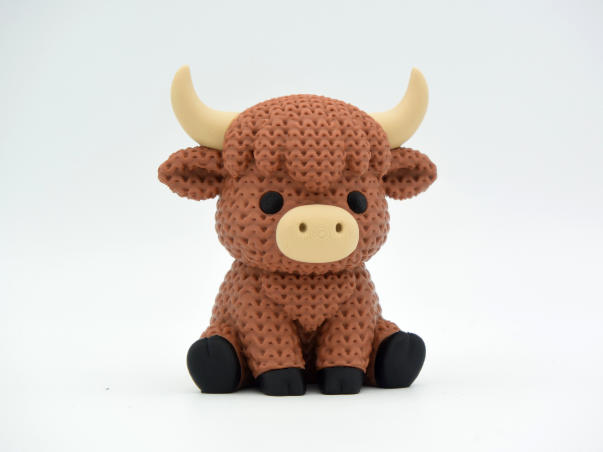 Knitted Highland Cow — шотландська корова