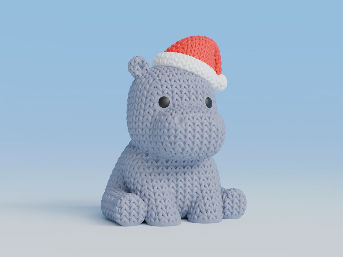 Knitted Hippo with Santa Hat — бегемот у шапці Санти