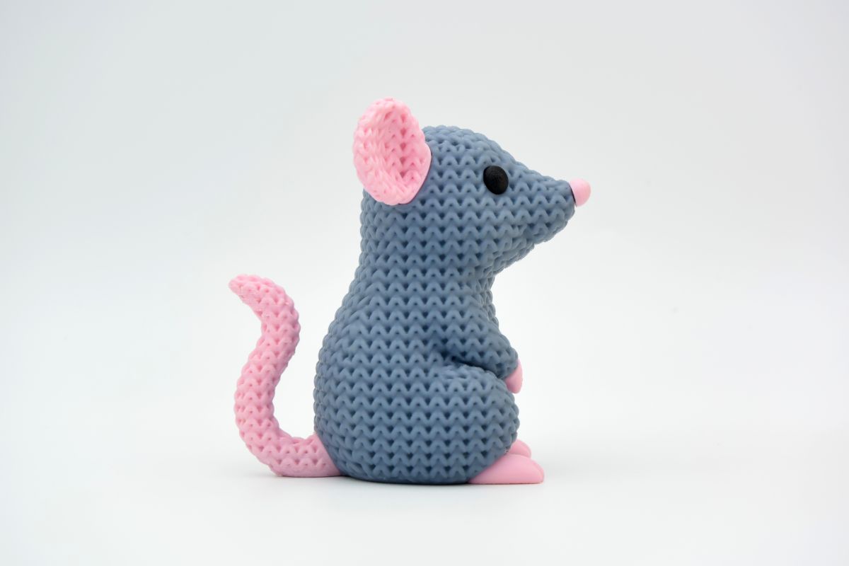 Knitted Rat — щур