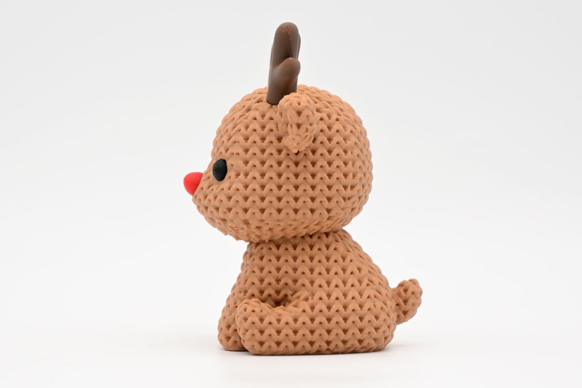 Knitted Reindeer — північний олень
