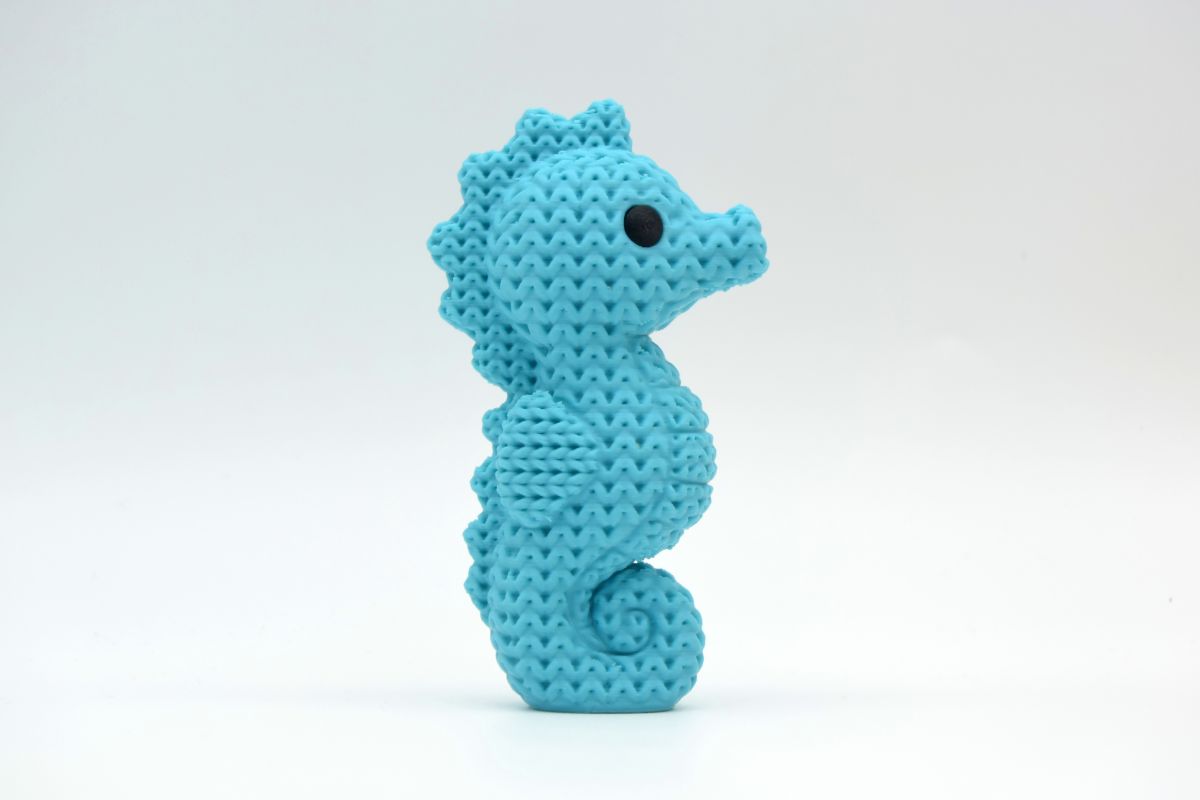 Knitted Seahorse — морський коник