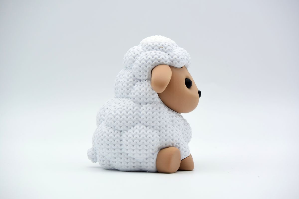 Knitted Sheep — овечка