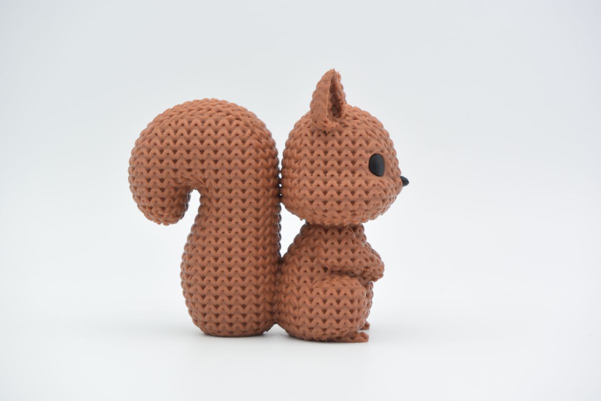 Knitted Squirrel — білочка