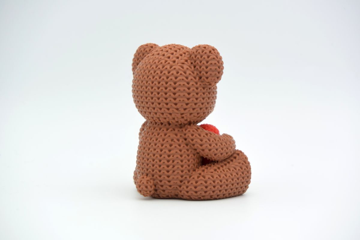 Knitted Valentine's Day Teddy Bear — валентинковий ведмедик