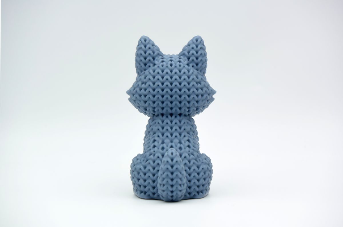Knitted Wolf — вовк